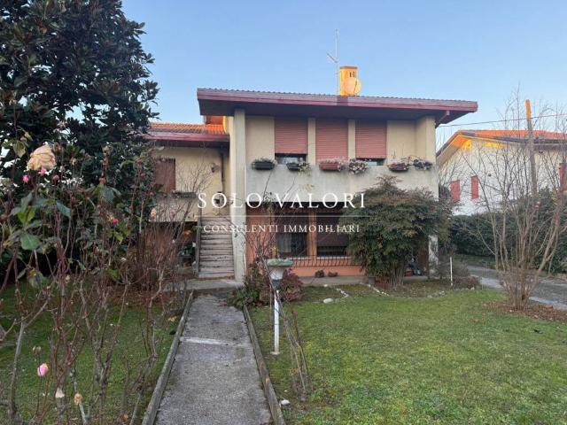 Casa indipendente in vendita a Castelfranco Veneto TV