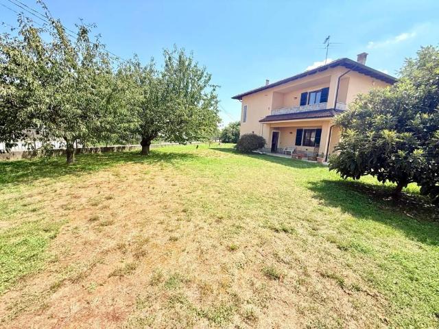 Villa in vendita a Castellazzo Bormida AL