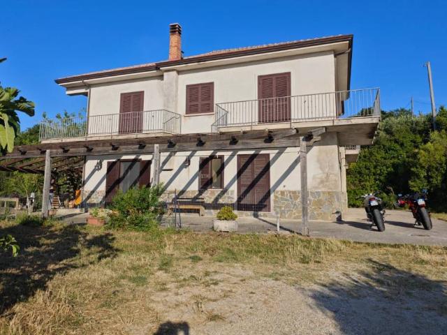 Villa in vendita a Castellabate SA