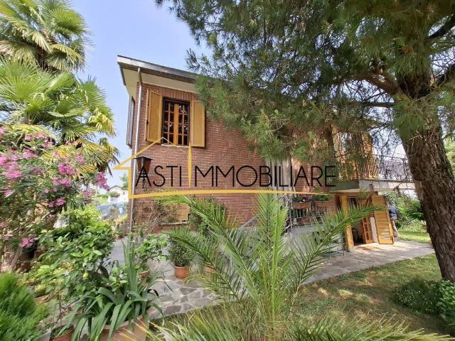 Villa in vendita a Castell'Alfero AT