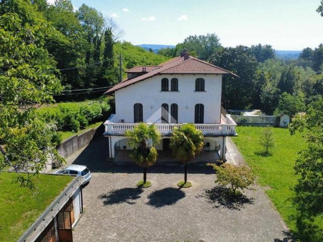 Villa in vendita a Castellamonte TO