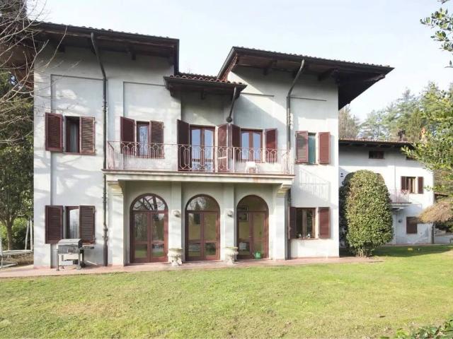 Villa in vendita a Castellamonte TO