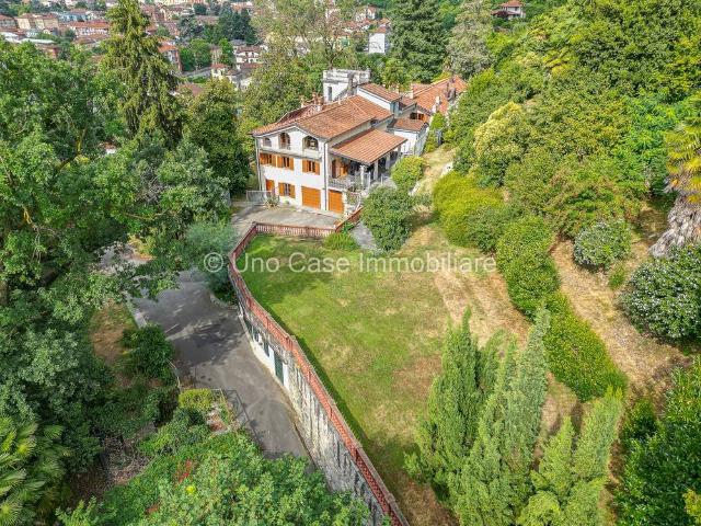 Villa in vendita a Castellamonte TO