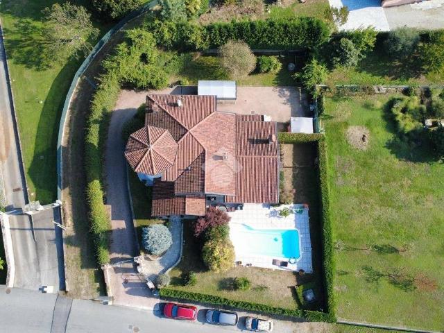 Villa in vendita a Castellamonte TO