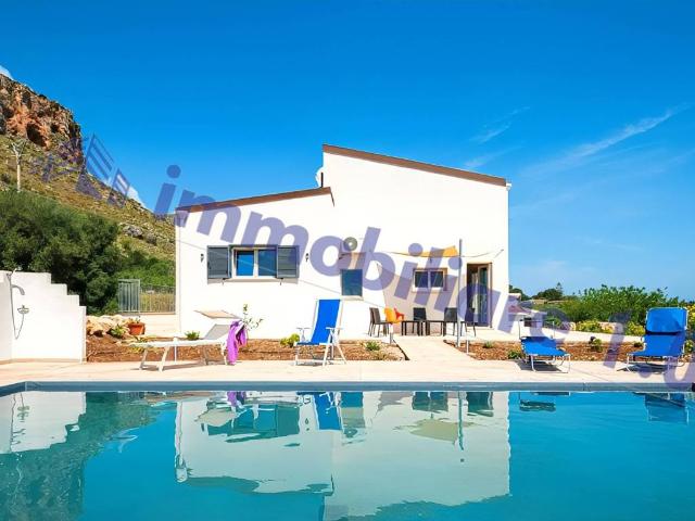 Villa in vendita a Castellammare del Golfo TP