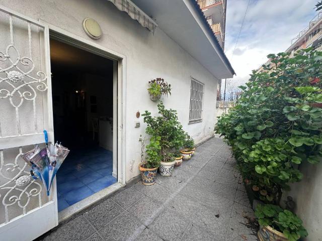 Villa in vendita a Castellammare di Stabia NA