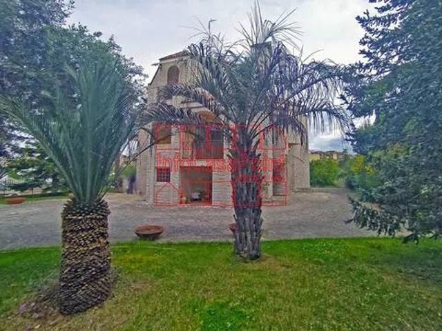 Villa in vendita a Castellana Grotte BA