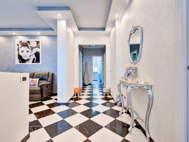 Villa in vendita a Castellanza VA