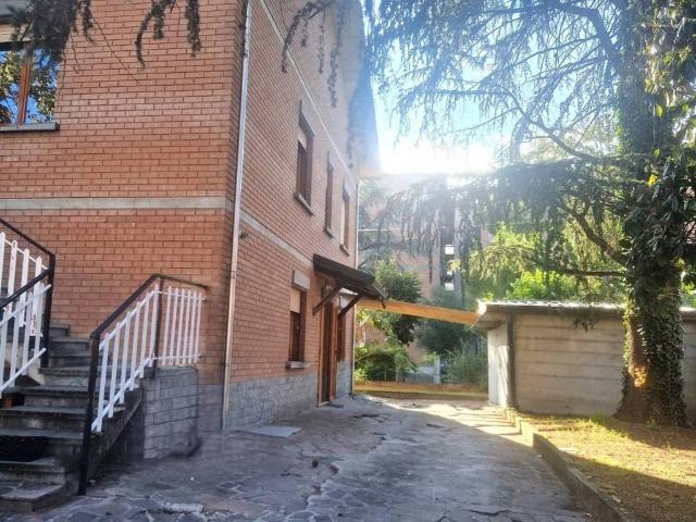 Villa in vendita a Castellarano RE