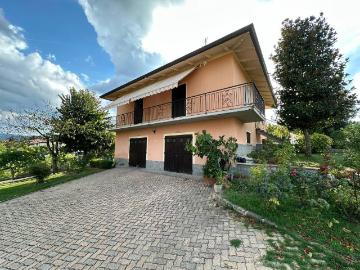 Villa in vendita a Castellarano RE