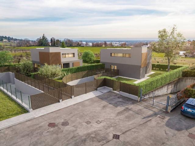 Villa in vendita a Castellarano RE