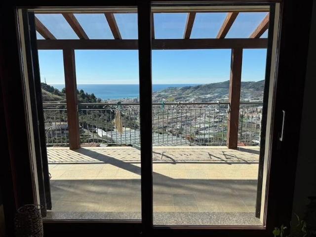 Villa in vendita a Castellaro IM