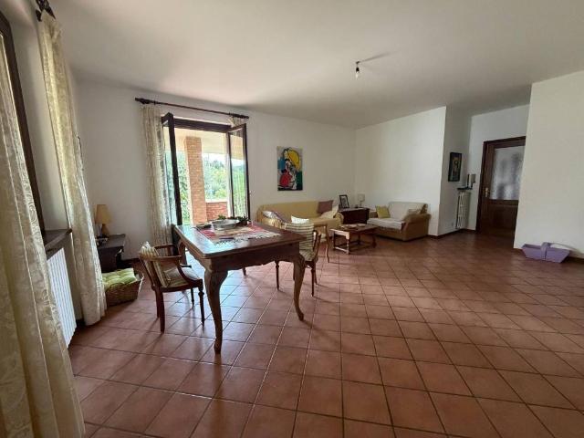 Villa in vendita a Castell'Arquato PC