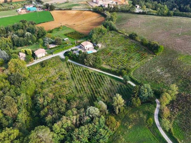 Villa in vendita a Castell'Arquato PC