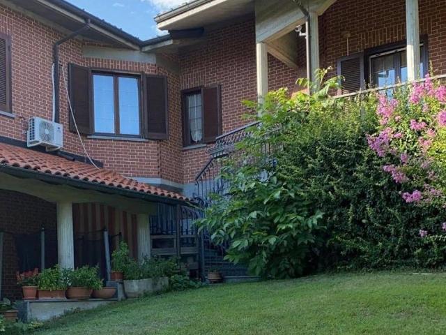 Villa in vendita a Castelletto Monferrato AL