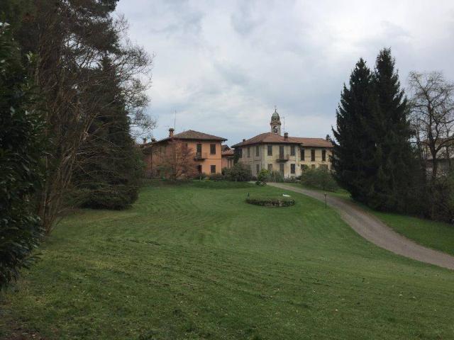 Villa in vendita a Castelletto Sopra Ticino NO