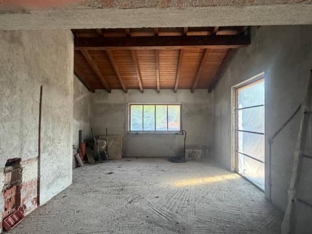 Villa in vendita a Castelletto Sopra Ticino NO