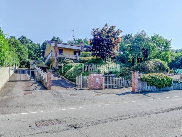 Villa in vendita a Castelletto Sopra Ticino NO