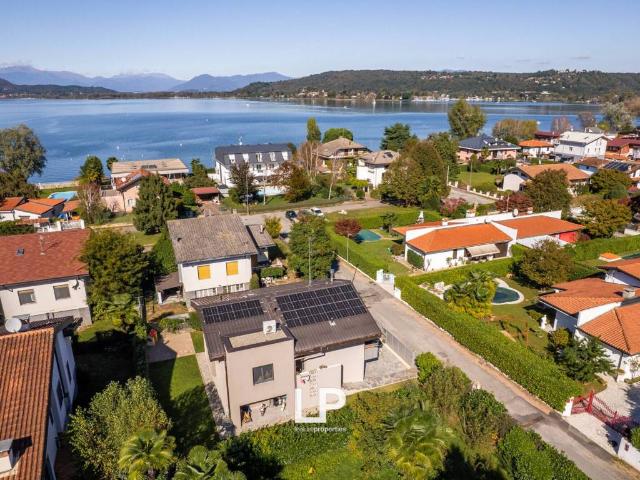 Villa in vendita a Castelletto Sopra Ticino NO