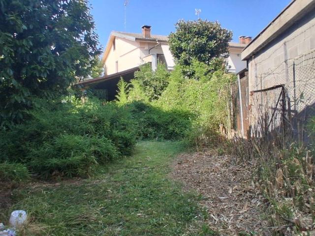 Villa in vendita a Castelletto Stura CN