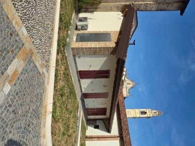 Villa in vendita a Castelleone CR