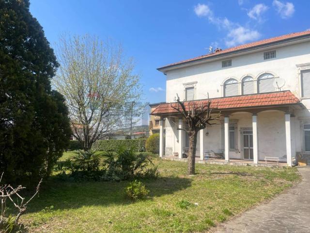 Villa in vendita a Castelli Calepio BG