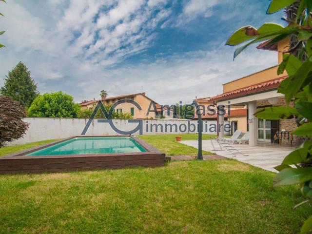 Villa in vendita a Castelli Calepio BG