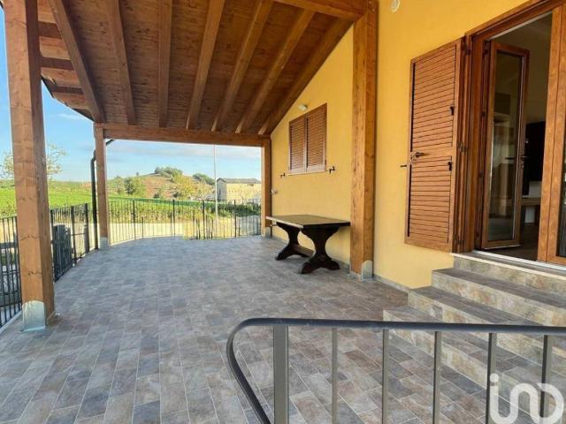 Villa in vendita a Castelli TE