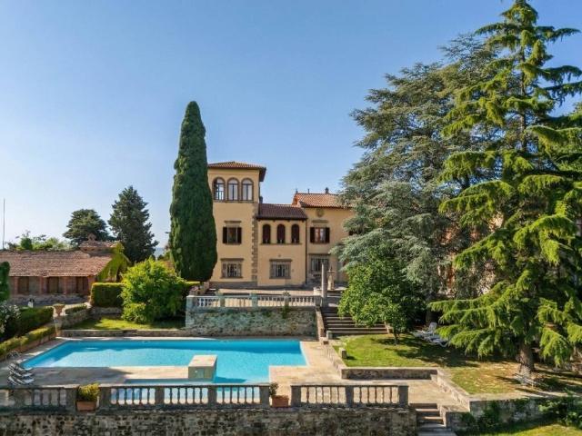 Villa in vendita a Castellina in Chianti SI