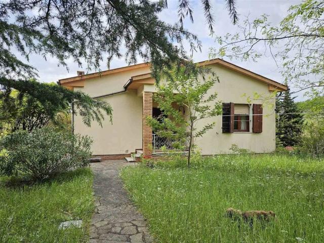 Villa in vendita a Castellina Marittima PI