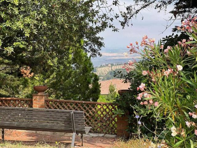 Villa in vendita a Castellina Marittima PI
