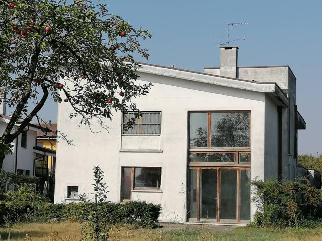 Villa in vendita a Castellucchio