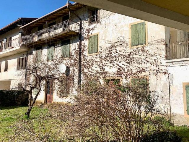 Villa in vendita a Castelnovo del Friuli PN
