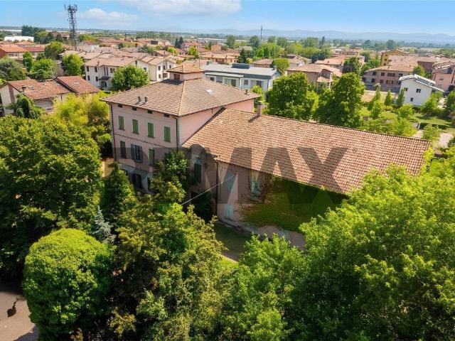 Villa in vendita a Castelnovo di Sotto RE