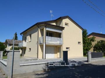 Villa in vendita a Castelnovo di Sotto RE