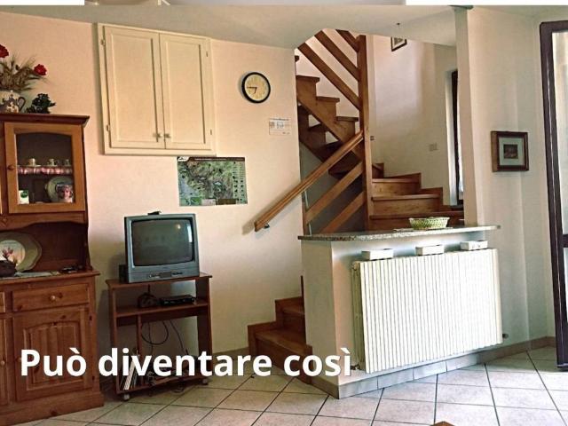 Villa in vendita a Castelnovo Ne' Monti RE