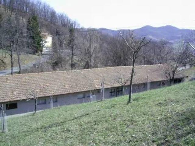 Villa in vendita a Castelnovo Ne' Monti RE