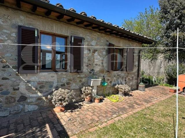 Villa in vendita a Castelnuovo Berardenga SI
