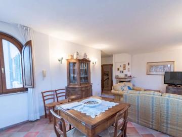 Villa in vendita a Castelnuovo Berardenga SI