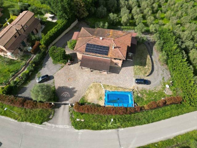 Villa in vendita a Castelnuovo Berardenga SI