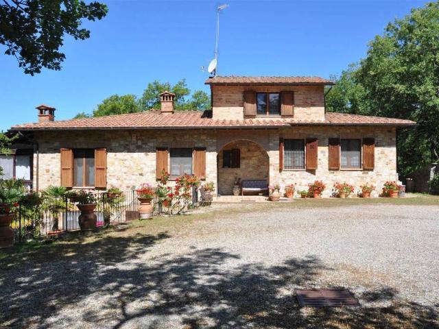 Villa in vendita a Castelnuovo Berardenga SI