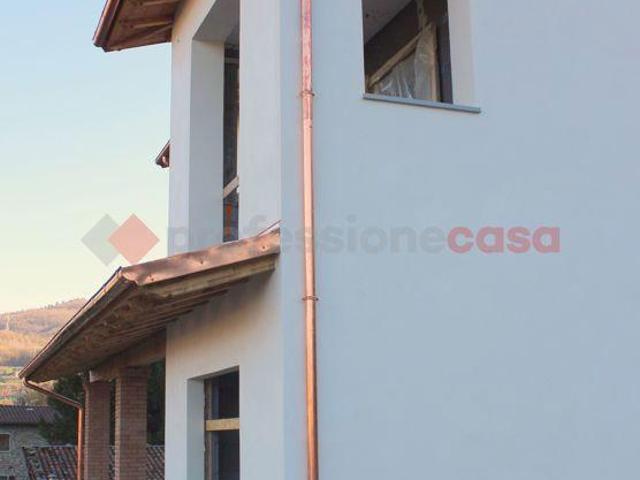 Villa in vendita a Castelnuovo Di Garfagnana