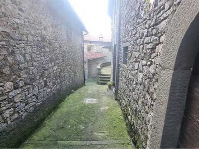 Villa in vendita a Castelnuovo di Garfagnana LU