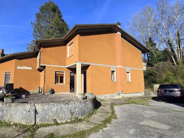 Villa in vendita a Castelnuovo di Garfagnana LU