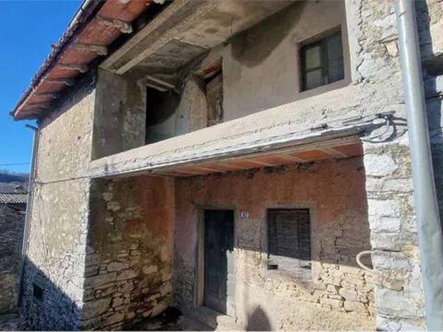Villa in vendita a Castelnuovo di Garfagnana LU