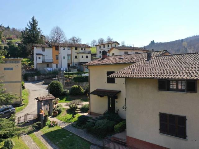 Villa in vendita a Castelnuovo di Garfagnana LU