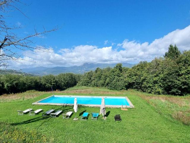 Villa in vendita a Castelnuovo di Garfagnana LU