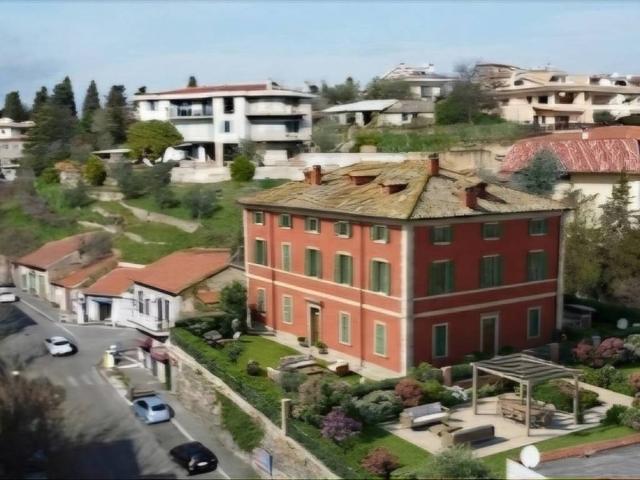 Villa in vendita a Castelnuovo di Porto RM