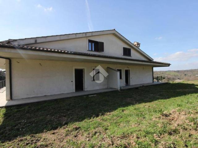 Villa in vendita a Castelnuovo di Porto RM