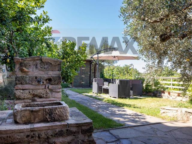 Villa in vendita a Castelnuovo di Porto RM